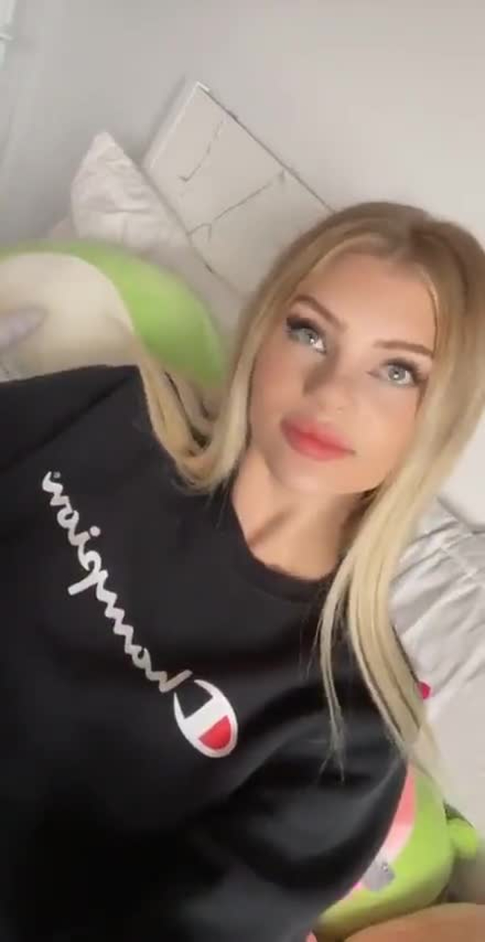 WineePorn🥵 Wineepoorn 49