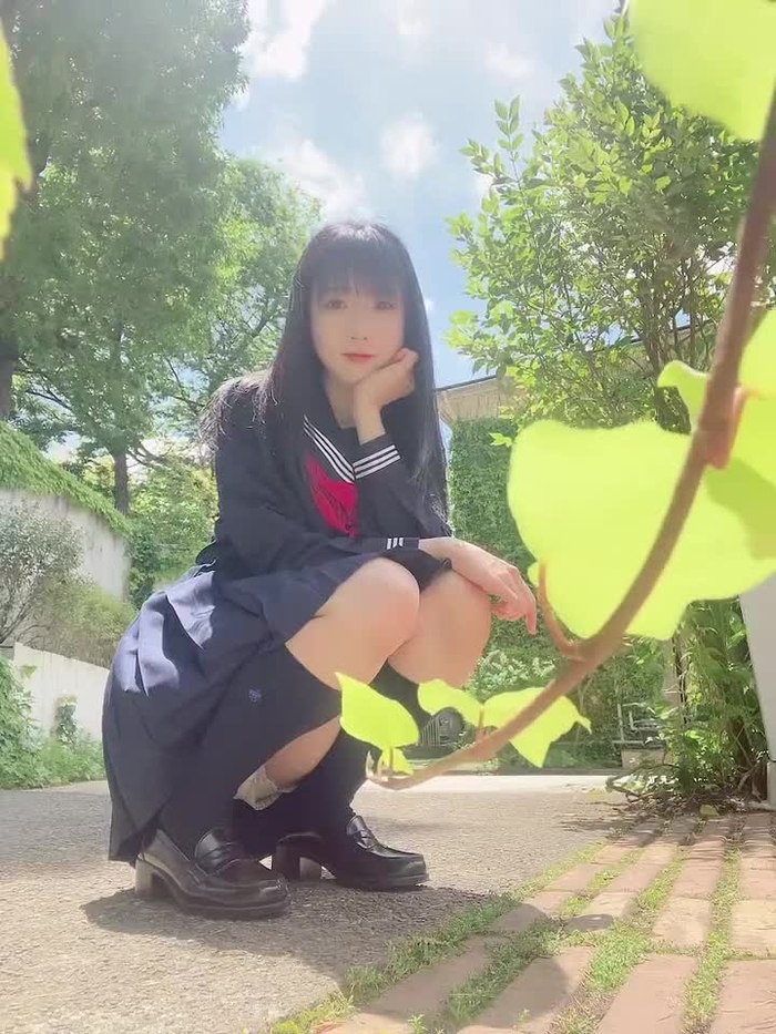 LEE LYNイ・リン💗2/23韓国雑誌『MAXIM 』撮り下ろしグラビア発売❣️ Ringo_Lyn 1