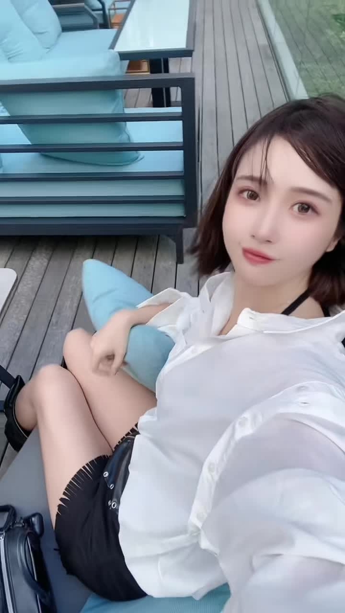 秘密ー！#道産子娘 #白雪りら 2