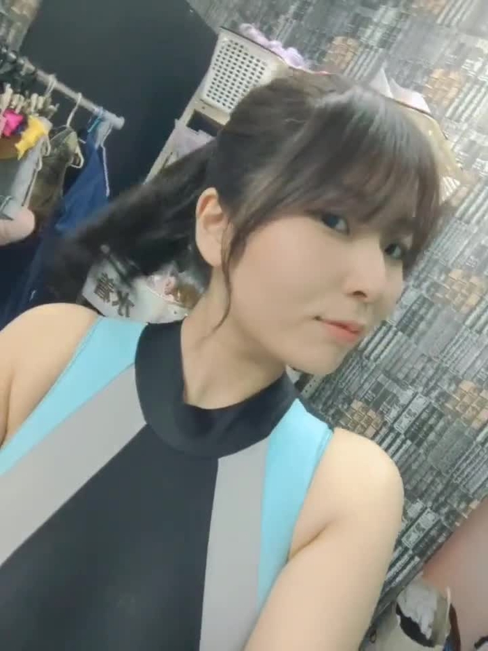 夏佳しお🐱1stDVDリリイベ3/19 natsuka_shio