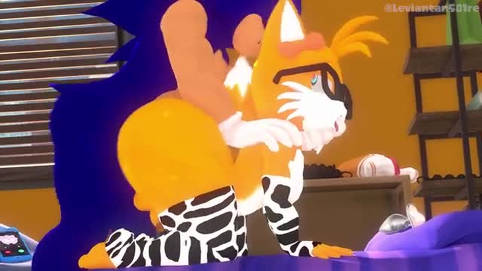 Sonic fucking Nerd Tails [leviantan581re]