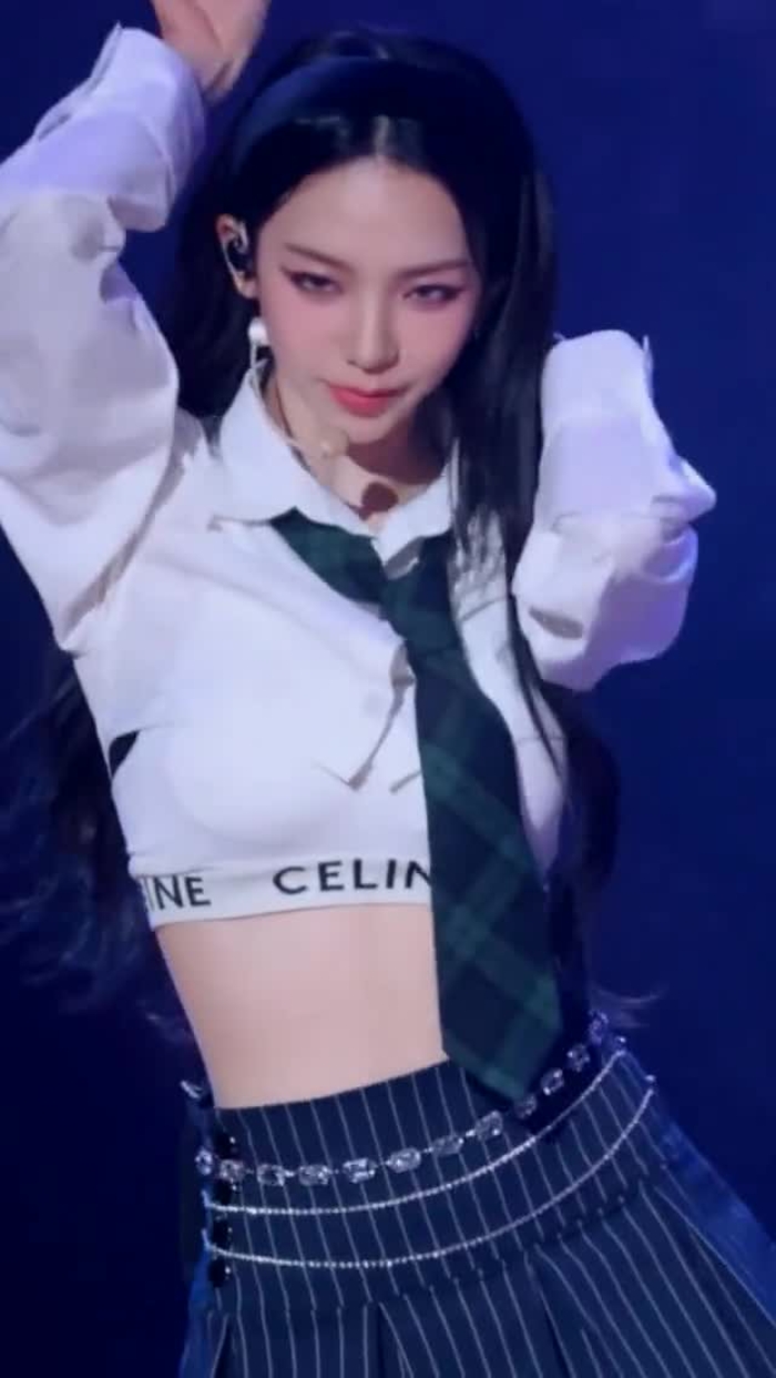 여돌 연구소장 hoot2299 143