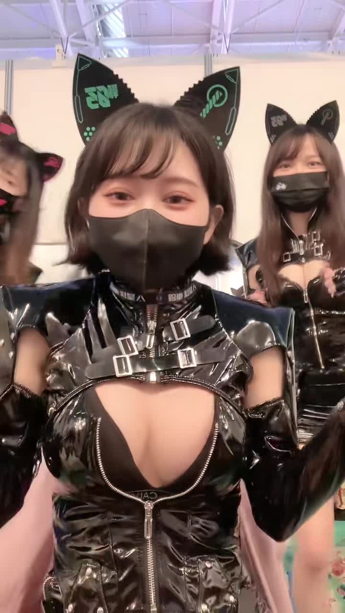 我不會跳啊！像不像你那個被強迫的朋友 #魔法藥水 #魔法藥水🔮 #fyp #貓女 @羽杏菜菜 @Nico古璇