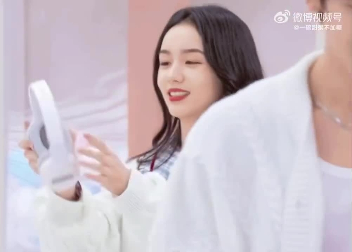 Simply Zhou Ye 周也 SimplyZhouYezi 88