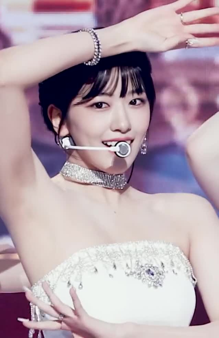 여돌 연구소장 hoot2299 181
