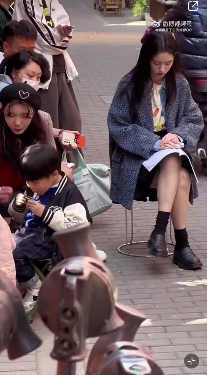 Simply Zhou Ye 周也 SimplyZhouYezi 103