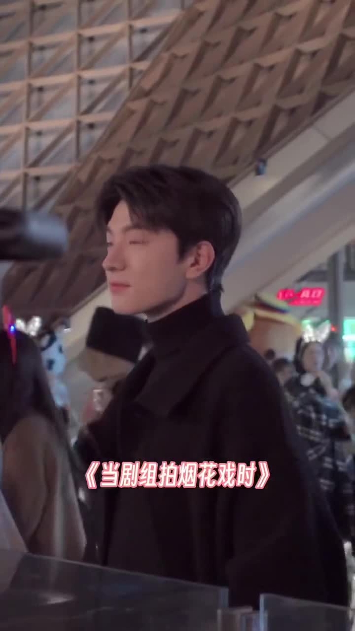 Simply Zhou Ye 周也 SimplyZhouYezi 107