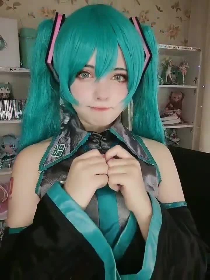 Saya Scarlet @SayaScarlet01 75