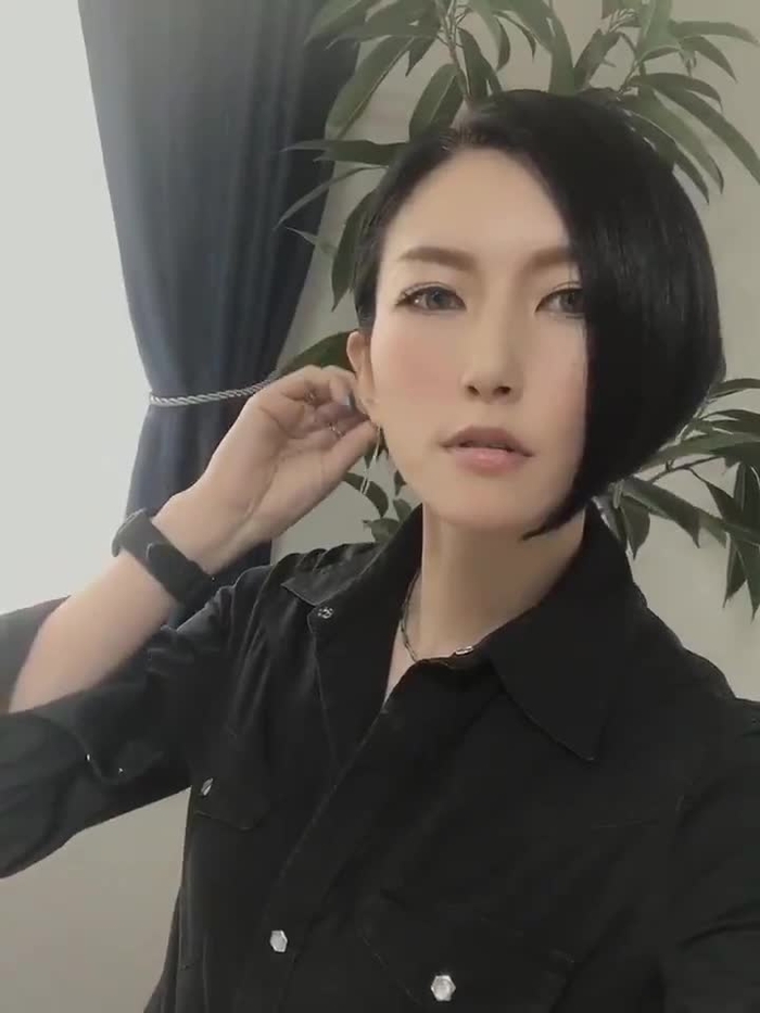 鷹村アオイ @aoi_takamura 53