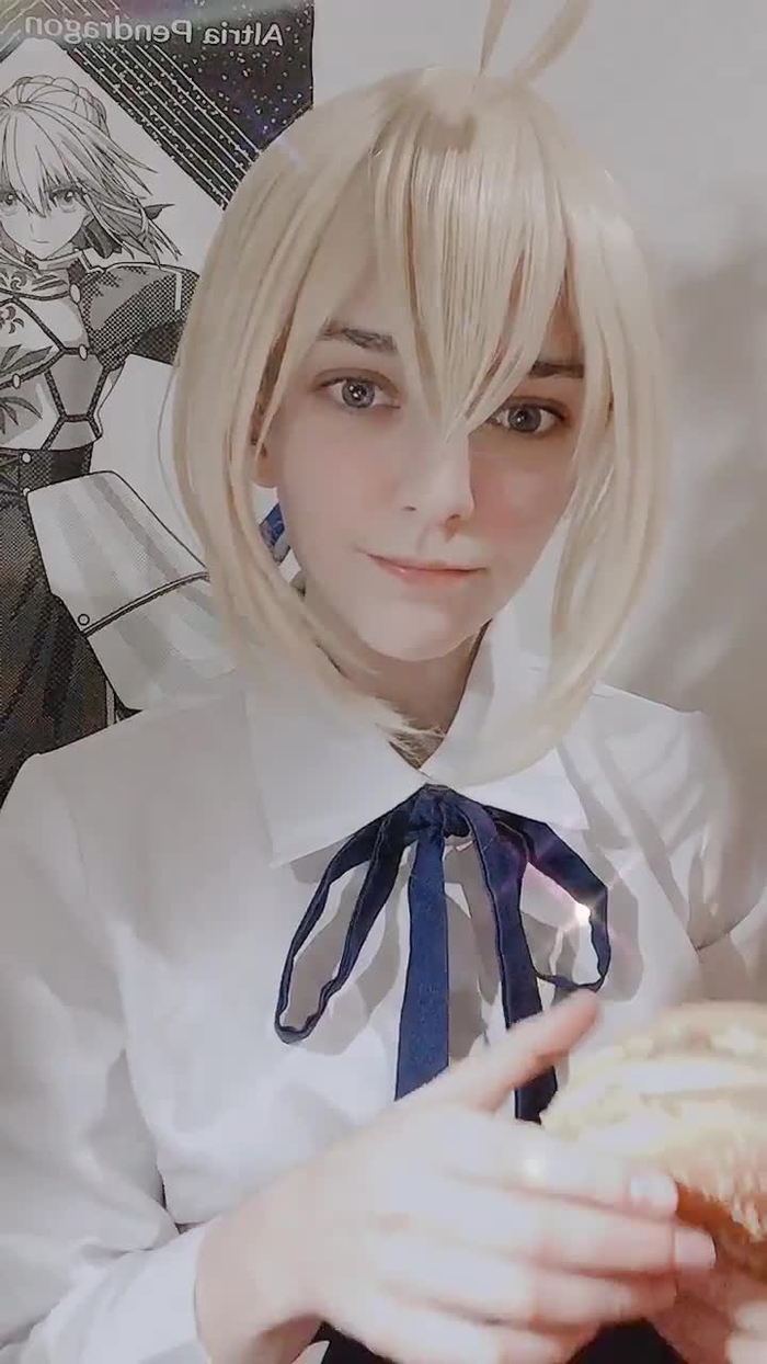 Evangelina @evangelina_cos 10