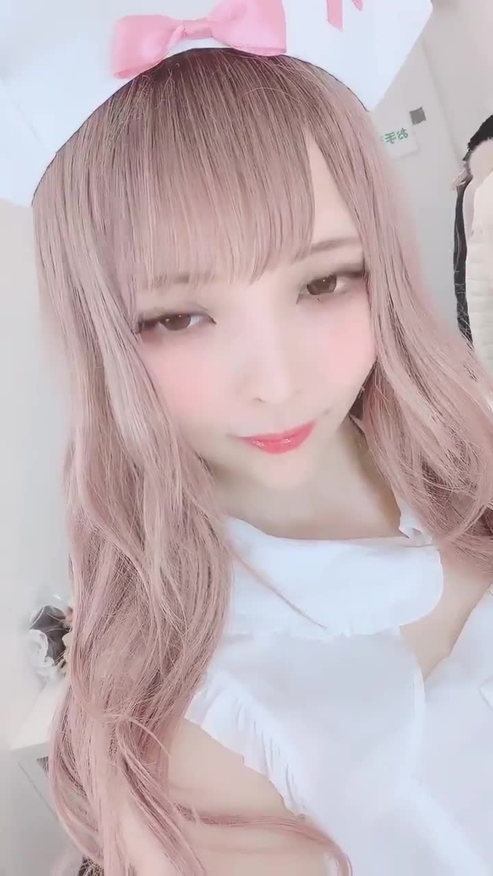 ゆゆ@写真集通販中 @Yuyuxcos 9