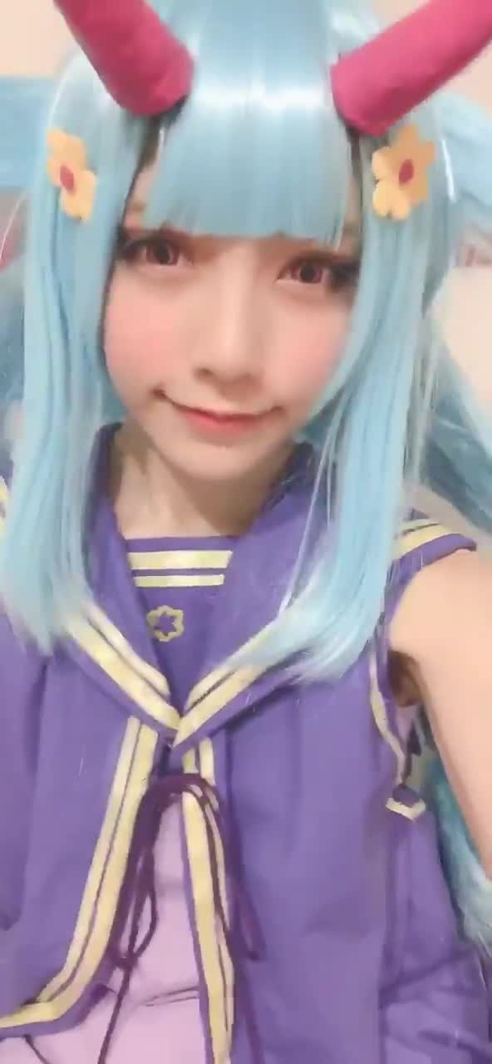 めでぃ @lv_moe 24