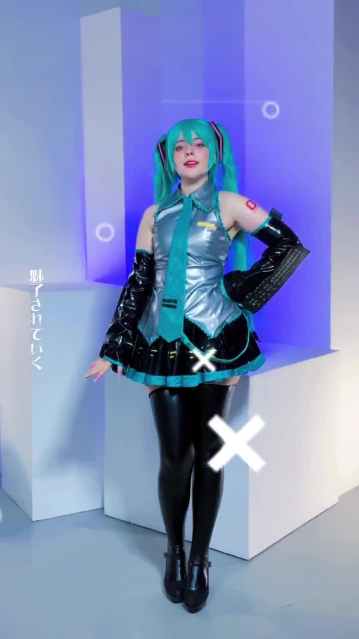 Saya Scarlet @SayaScarlet01 28