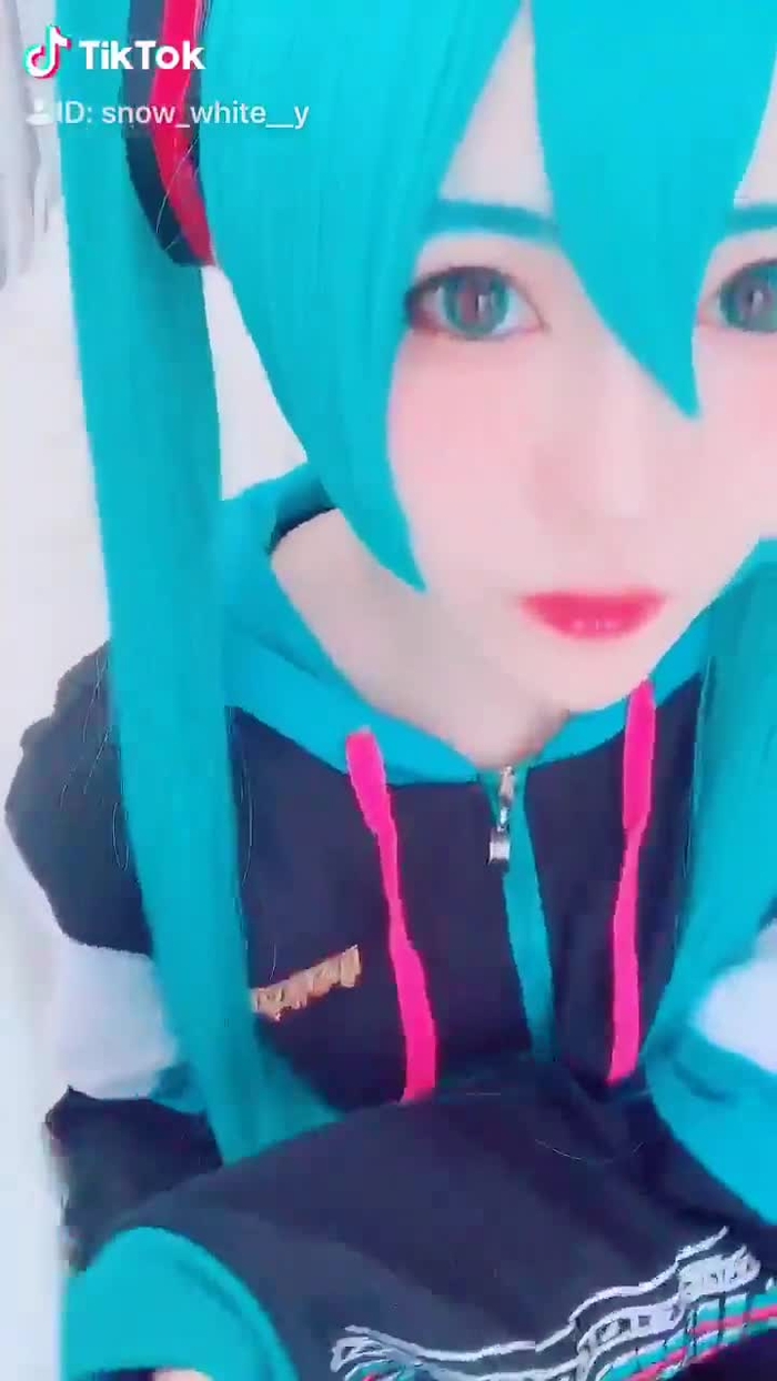 しらゆき❄️24日 ギルガメ男装カフェ @Snow_White__y 136
