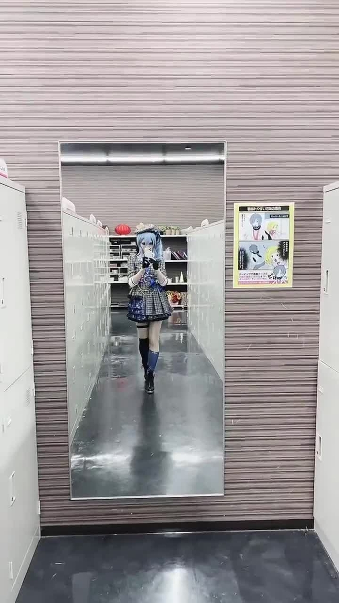 Evangelina @evangelina_cos 1