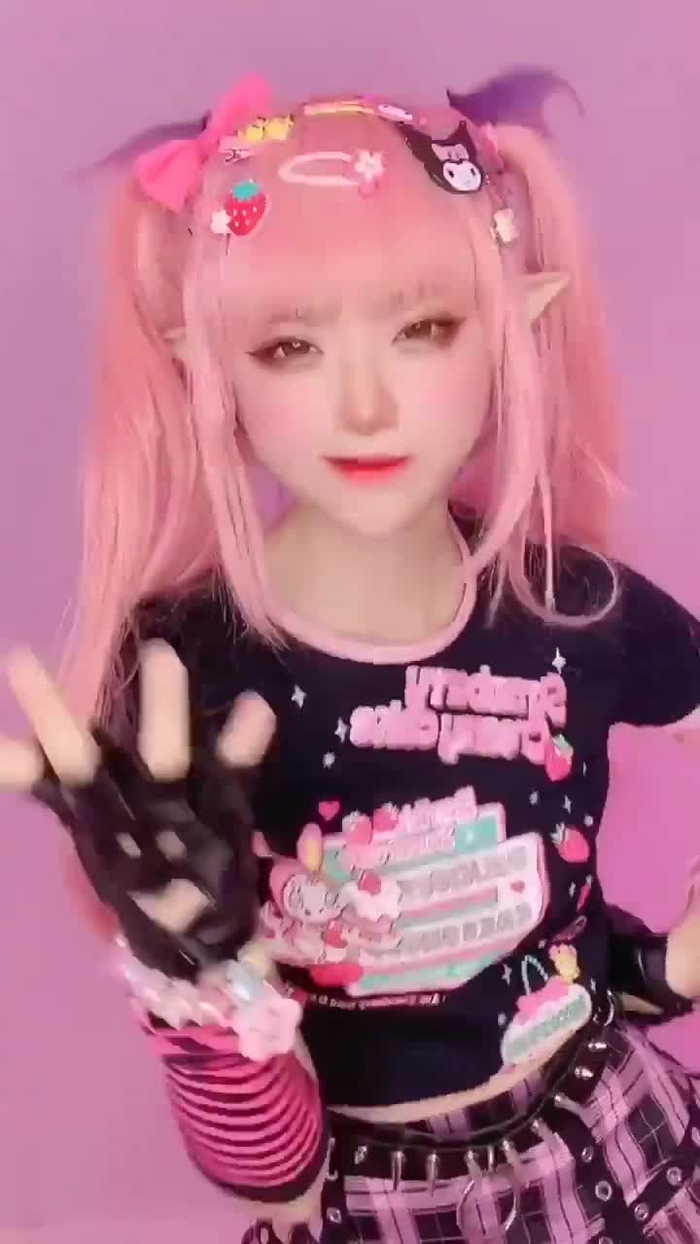 小柔SeeU @seeu_cosplay 175
