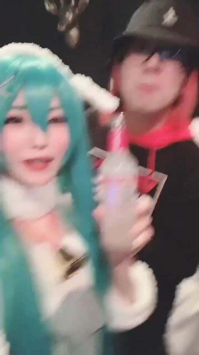 しらゆき❄️24日 ギルガメ男装カフェ @Snow_White__y 3