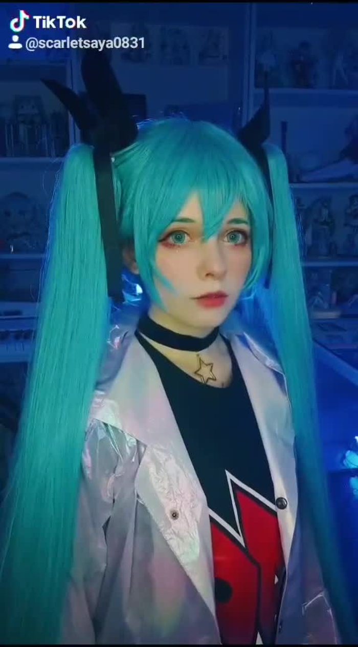 Saya Scarlet @SayaScarlet01 69