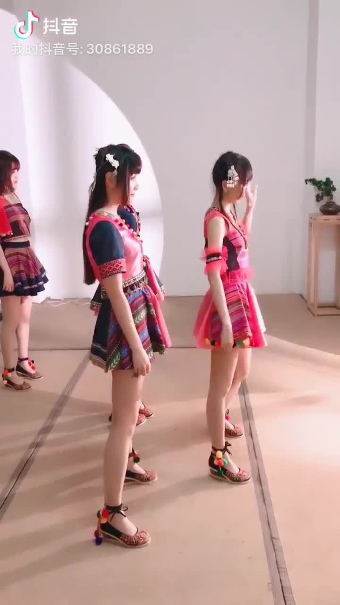 浅浅ASAKI @Asaki0406 5