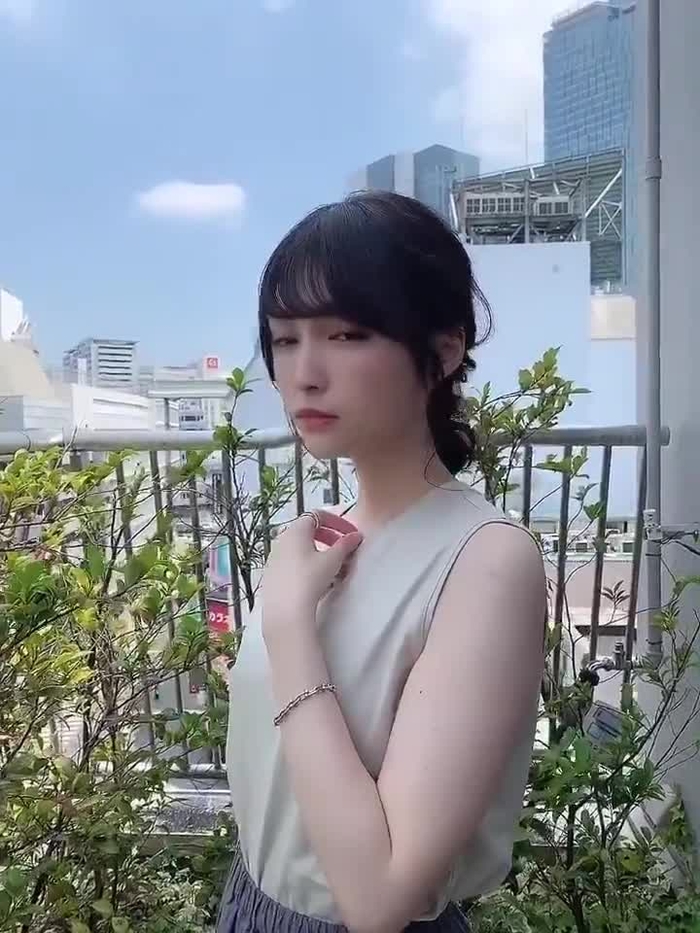 涼本 奈緒 @naosuzumoto 3
