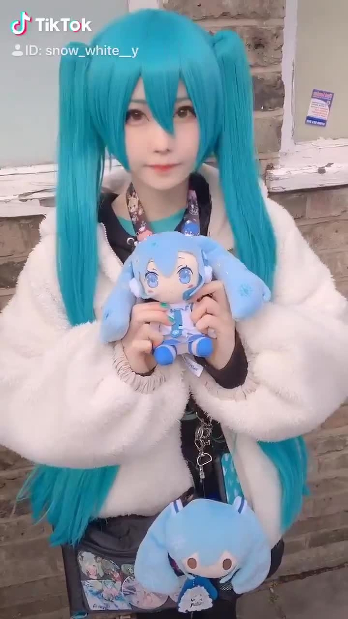 しらゆき❄️24日 ギルガメ男装カフェ @Snow_White__y 28