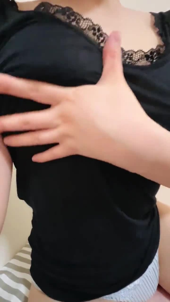 巨乳 溢子 @afuko_oochichi 137