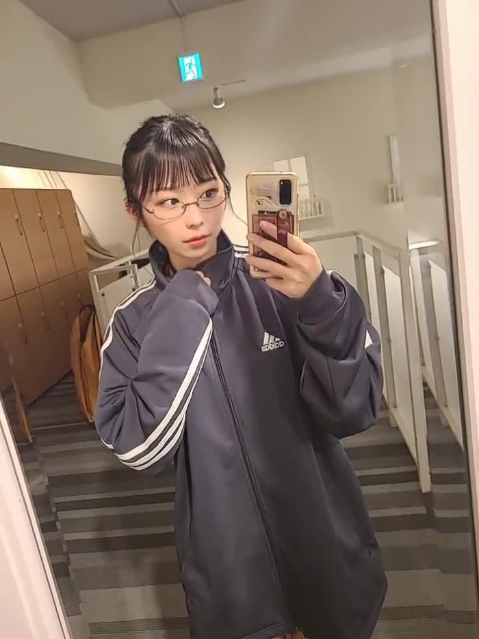 蒼猫いな🦄💙💜 @ina_coscos 16