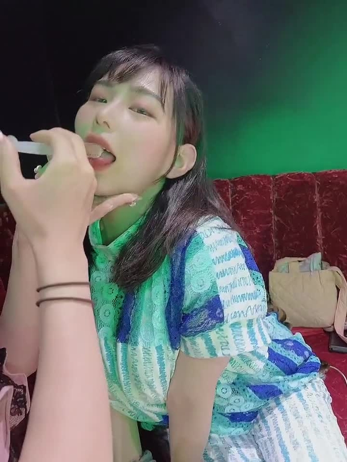 吉根 ゆりあ⚜ @Julia_Yoshine 2