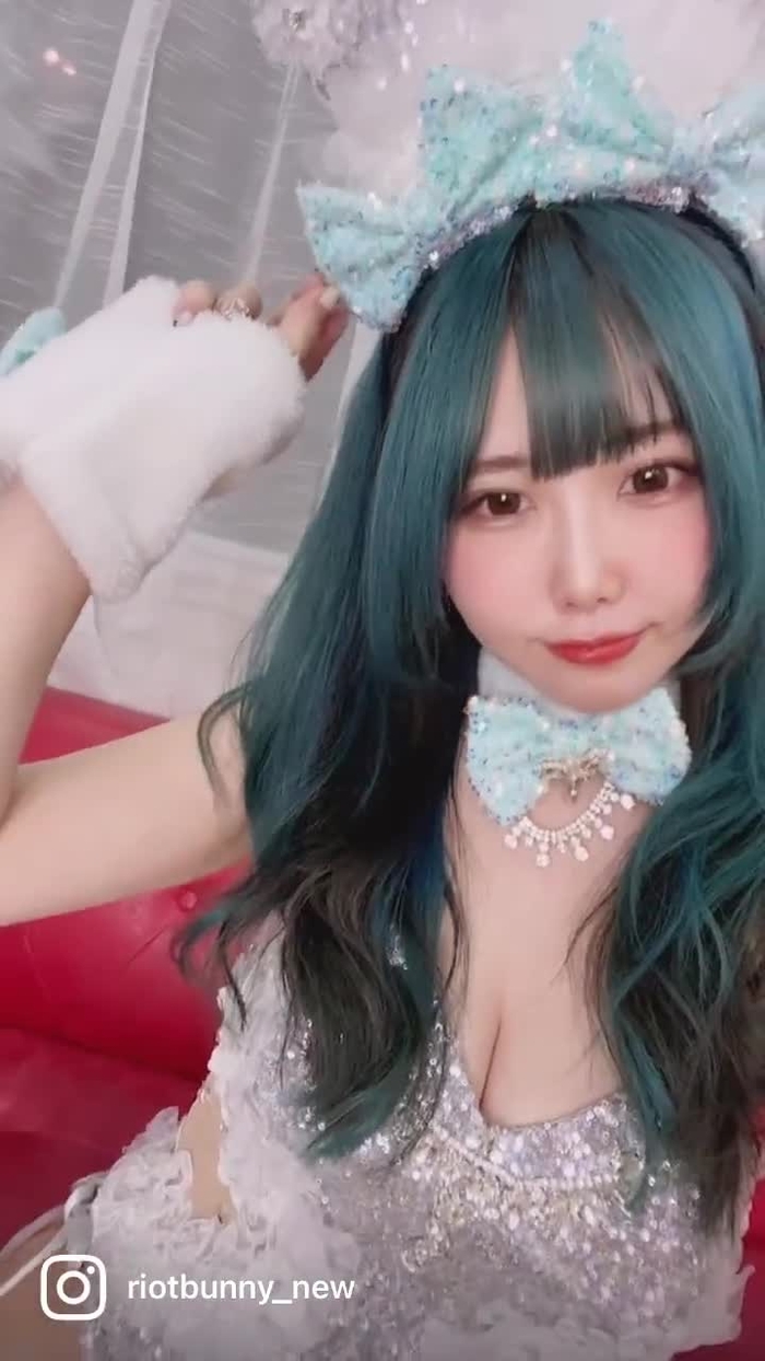 麻倉ひな子🦄🌸ひなぺち @RiotBunny_ 24