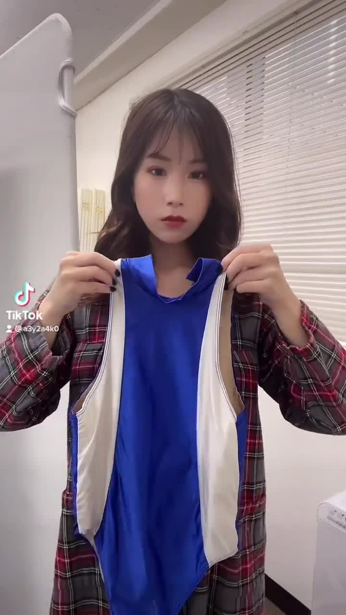 七海あやか／nanami ayaka @ayakaofficial24 7