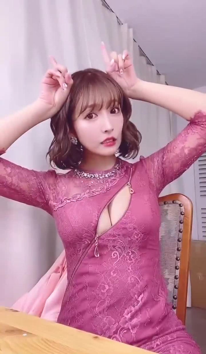 三上悠亜 @yua_mikami 73