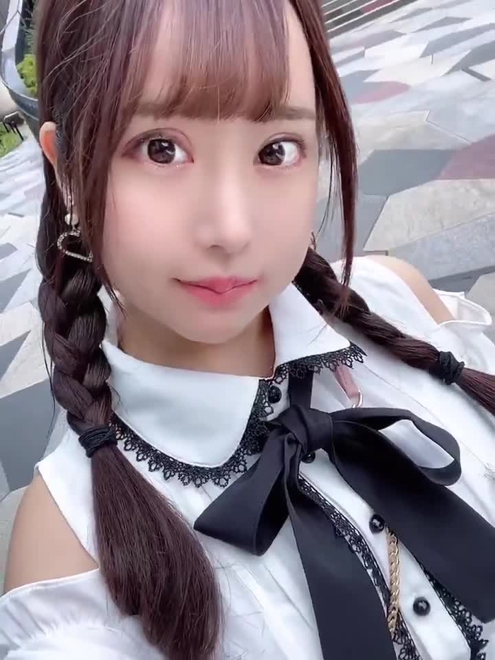 ✴︎白雪 詩織 @ロリ巨乳グラドル✴︎ @sweetshiorin