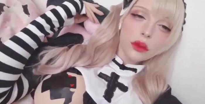Katyuska 👻💜カチュスカ ✨ @Katyuskamoonfox 8