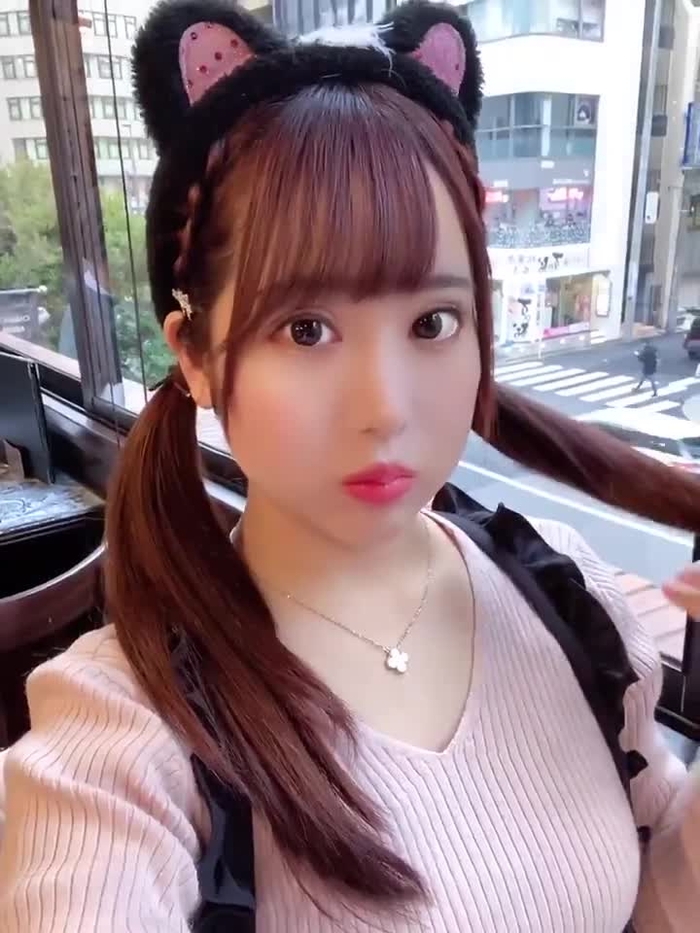 櫻 栞 Sakura Shiori 🍭ロリ巨乳グラドル @sweetshiorin 5