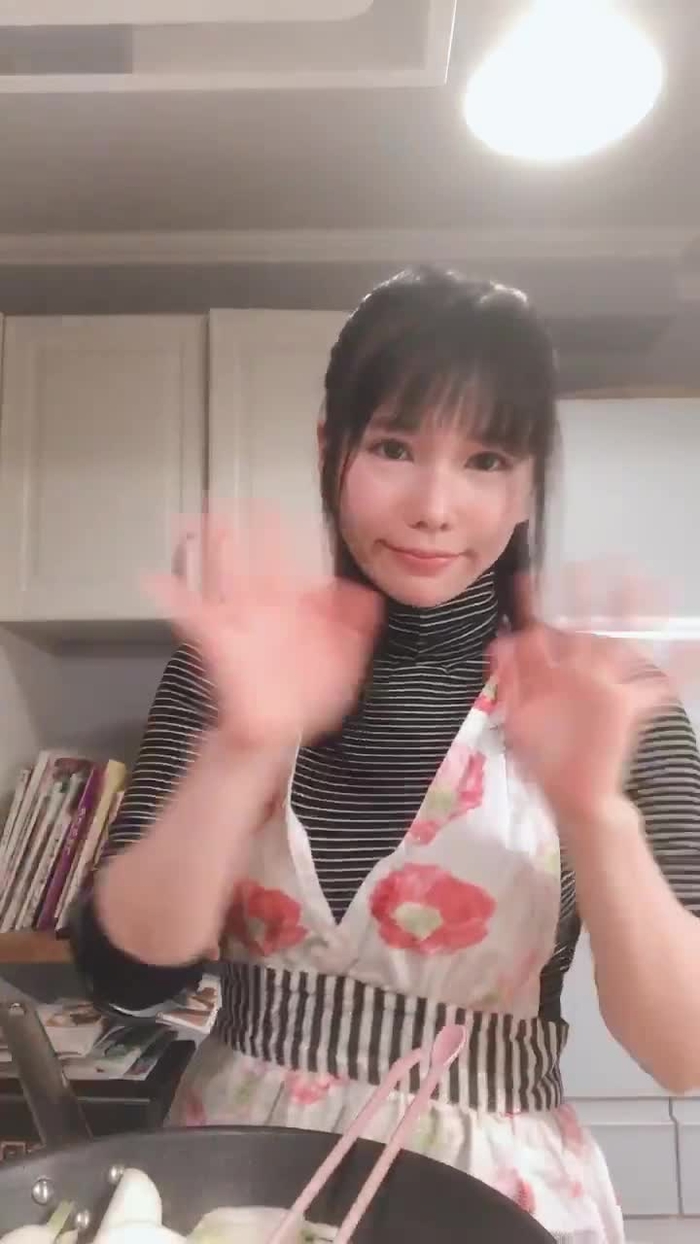 新垣優香 @yuukaaragaki 74