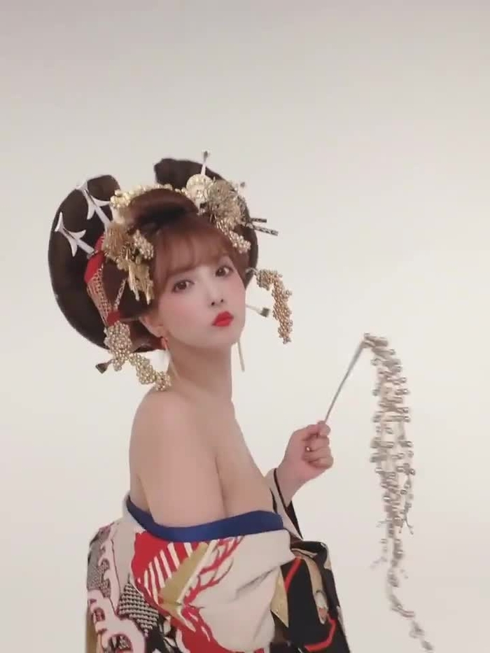 三上悠亜 @yua_mikami 142