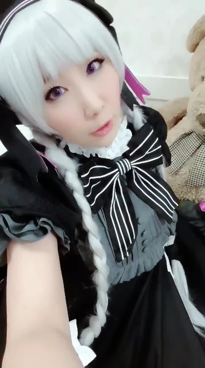 🐥丹雫ひよ🐥5/25,26名古屋カフェ即売会ストリップ @hiyohiyoclub1 1