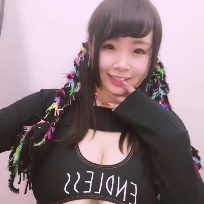 三苫うみ Instagram：mitoma.umi @mitoma_umi 1