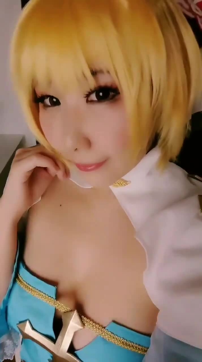 🐥丹雫ひよ🐥28日カフェコミ1F17aコスホリQ01例大G03 @hiyohiyoclub1 18