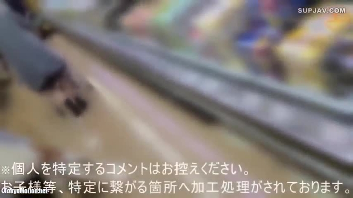 スマホ個人撮影 良妻賢母の若妻をハメまくって腰砕け→ジョリ毛まんこに中出し！