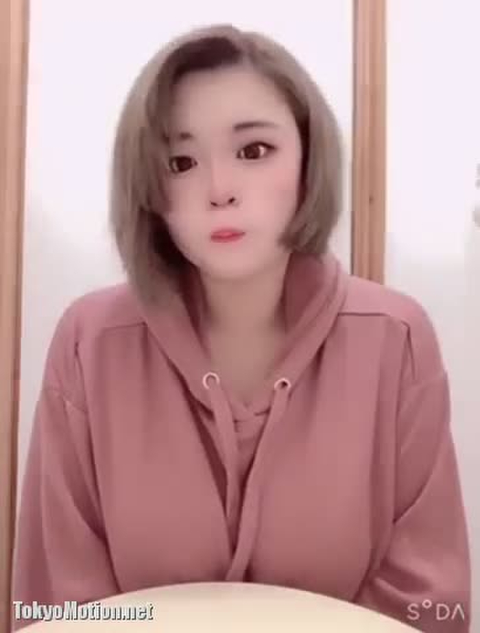 スマホ個人撮影 かわいい童顔に似合わない爆乳持ちなJDセフレのおっぱいエロ自撮り☆彡