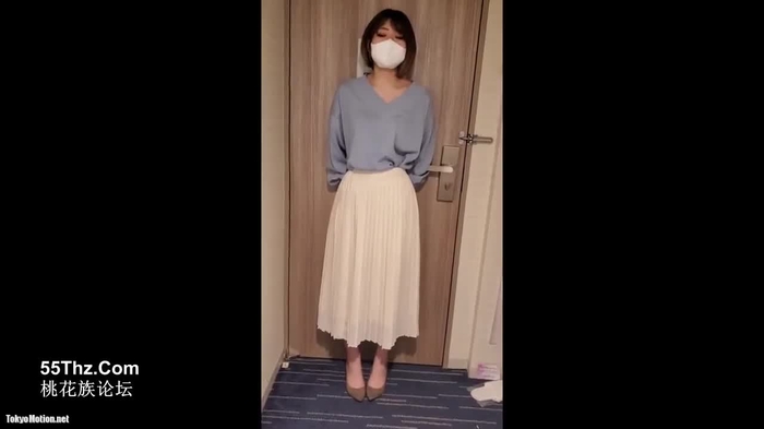 スマホ個人撮影 ショトカのカジュアルなスレンダー美女(18)を好き放題して中出し！