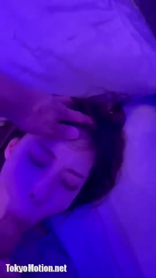 スマホ個人撮影 色白可愛い人妻セフレに馬乗りになってグポグポイラマフェラ＆口内射精、、！