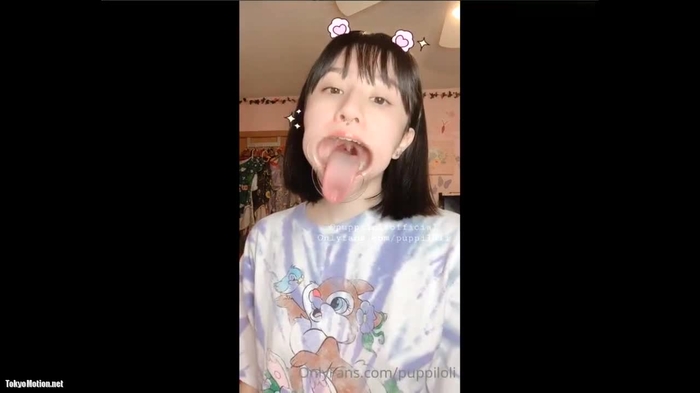 スマホ個人撮影 何かすげぇwマウスピースでお口を拡張した激カワ美少女の疑似フェラ自撮り☆