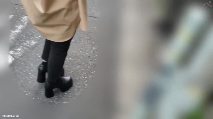 スマホ個人撮影 細身で美乳＆美パイパンな専門学生(19)と生々しいハメ撮り→中出し2連発!!［再］