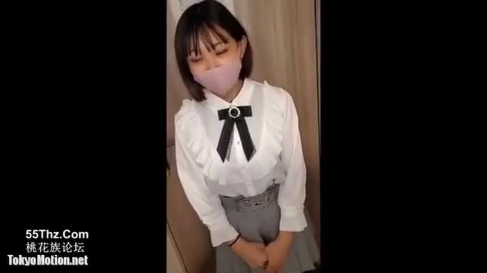 スマホ個人撮影 元アイドルの日焼け女子を乱暴にパコって中出し！