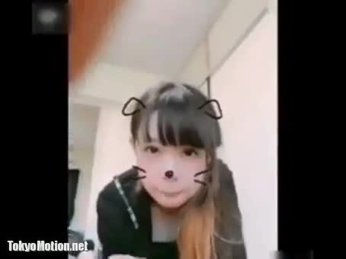 スマホ個人撮影 SNOWでなら撮ってもOK？な童顔彼女のまったり宅フェラ動画♪