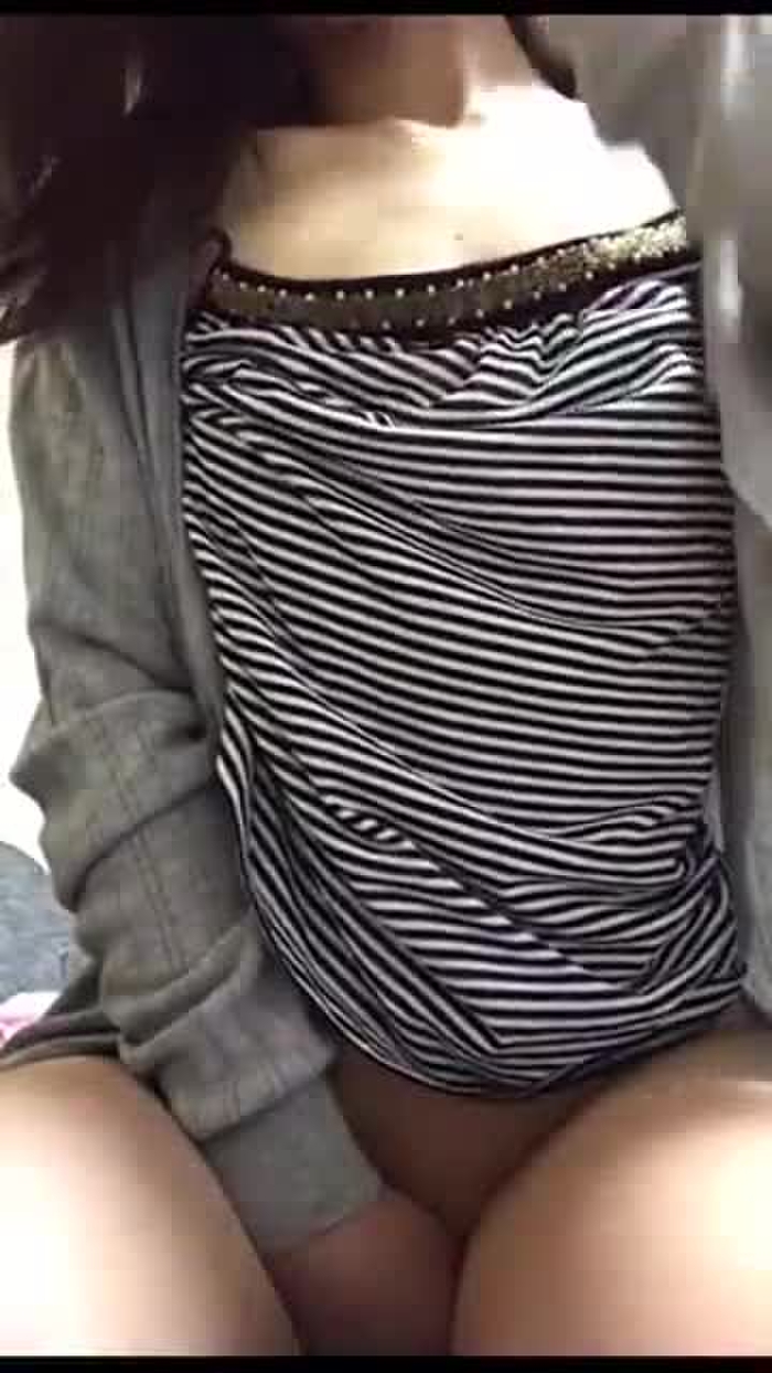 スマホ個人撮影 乳首でイクから見てて!!乳首が性感帯すぎるお姉さんがチクニー自撮りをお披露目☆