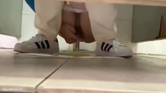 中国おしっこ盗撮オナニー
