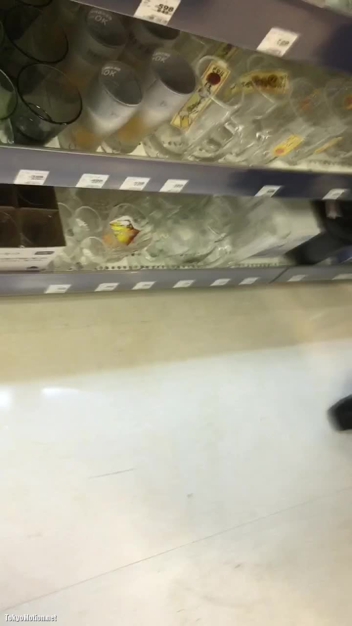 逆さ撮り 某スーパー店員